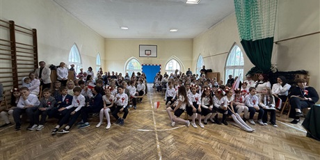Powiększ grafikę: swieto-konstytucji-3-maja-691330.jpg