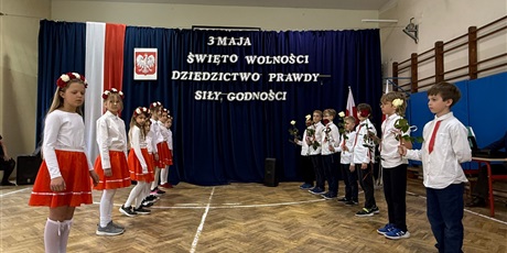 Powiększ grafikę: swieto-konstytucji-3-maja-691334.jpg