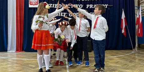 Powiększ grafikę: swieto-konstytucji-3-maja-691336.jpg