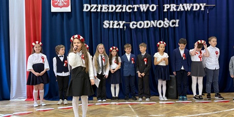Powiększ grafikę: swieto-konstytucji-3-maja-691340.jpg