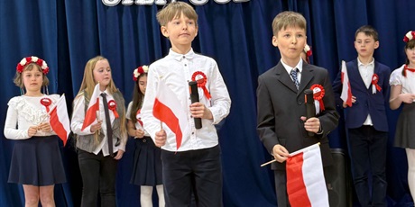 Powiększ grafikę: swieto-konstytucji-3-maja-691353.jpg