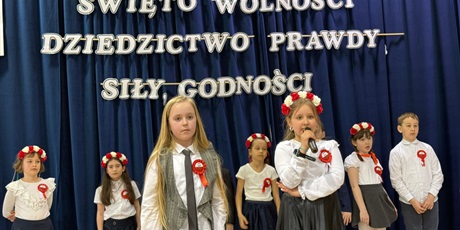 Powiększ grafikę: swieto-konstytucji-3-maja-691359.jpg