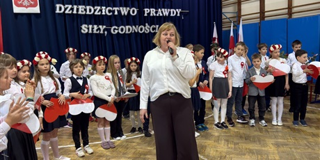 Powiększ grafikę: swieto-konstytucji-3-maja-691374.jpg