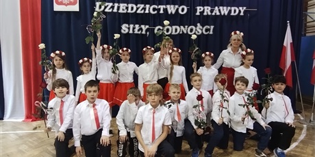 Powiększ grafikę: swieto-konstytucji-3-maja-691385.jpg