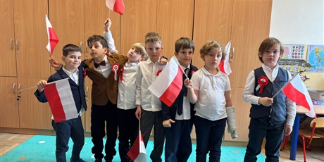 Powiększ grafikę: swieto-konstytucji-3-maja-691392.jpg