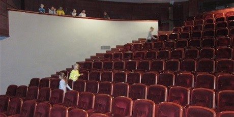 Powiększ grafikę: teatr-od-kuchni-37483.jpg