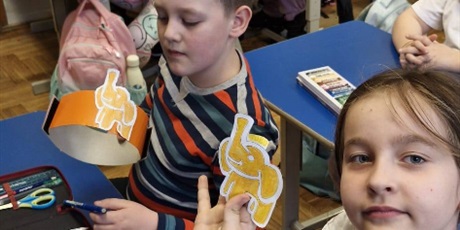 Powiększ grafikę: tumbo-pomaga-657036.jpg