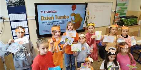 Powiększ grafikę: tumbo-pomaga-657047.jpg