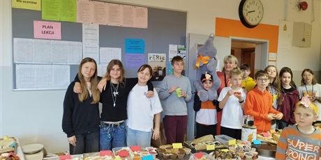 Powiększ grafikę: tumbo-pomaga-657058.jpg