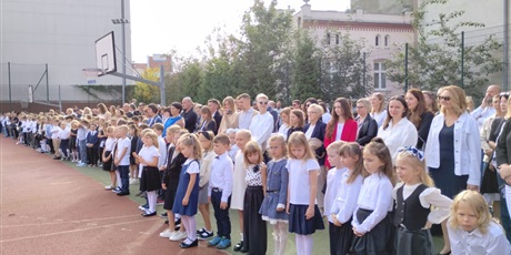 Powiększ grafikę: UROCZYSTE ROZPOCZĘCIE ROKU SZKOLNEGO 2025/2026
