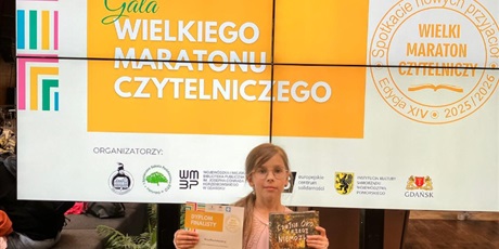 Powiększ grafikę: wielki-maraton-czytelniczy-laureaci-702395.jpg