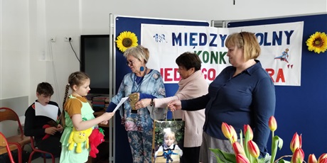 Powiększ grafikę: xviii-miedzyszkolny-konkurs-jednego-aktora-692479.jpg
