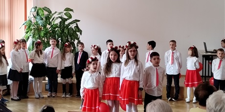 Powiększ grafikę: Z WIZYTĄ U SENIORÓW